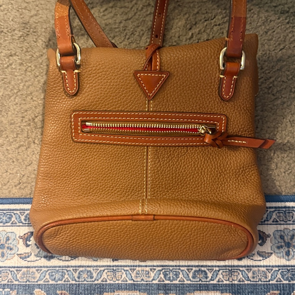 Dooney & Bourke pebble grain crossbody - Picture 5 of 5